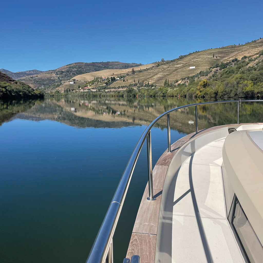 Moving farward, together.