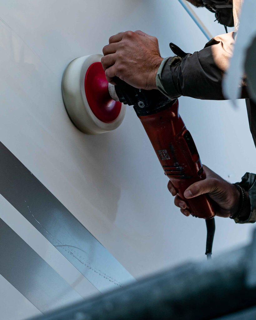 BBDouro Boat Services - Polimento